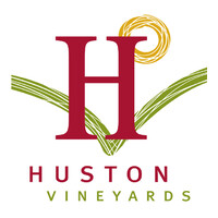Huston Vineyards logo