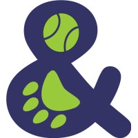Paws And Play Pet Resort logo
