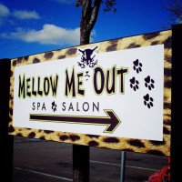 Mellow Me Out Day Spa logo