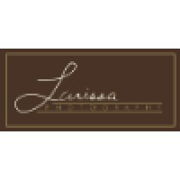 Larissa Photography logo