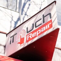 ITouch Repair logo
