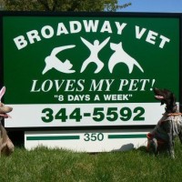 Broadway Veterinary Hospital - Boise logo