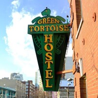 Green Tortoise Hostel logo