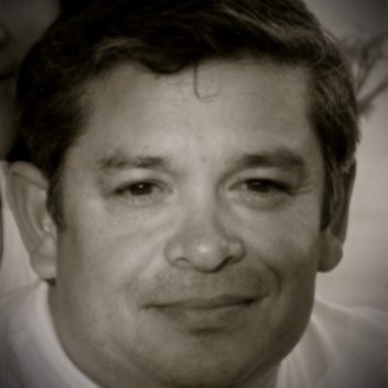 Image of Oscar Vega