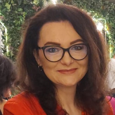 Alina Bucur