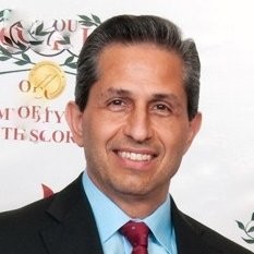 Claudio M Perez