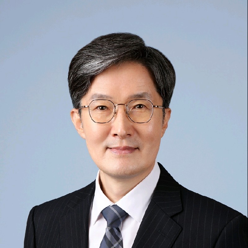 Dong Hun Jang