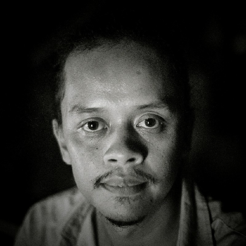 Dicky Bisinglasi