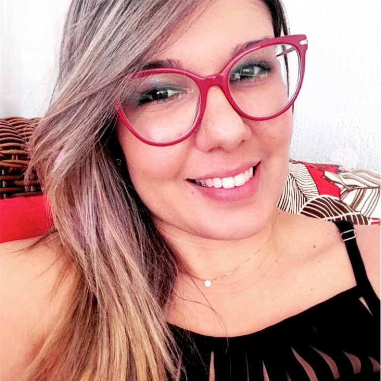 Angelica Carvalho Martins