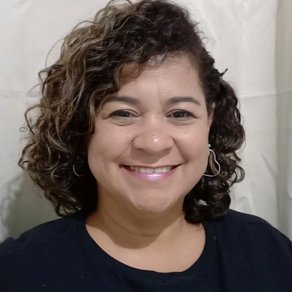 Ana Paula Bussi De Oliveira