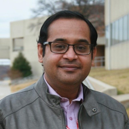 Image of Narendra Kumar