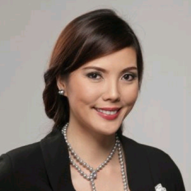 Carolina D Tan