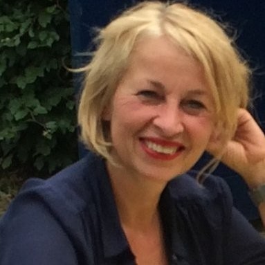 Caroline Van Ruitenbeek