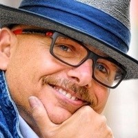 Contact Joe Pantoliano