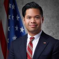 Eric S Nguyen