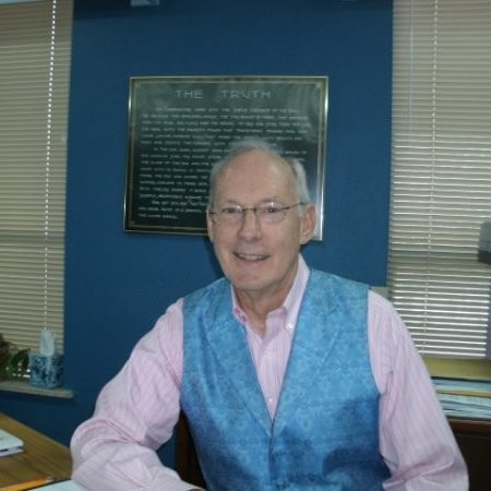 Image of Larry Quell