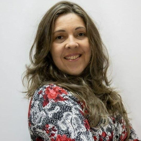 Image of Andrea Oliveira