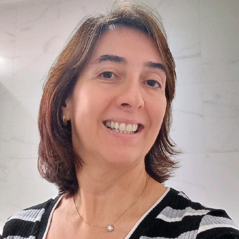 Contact Patricia Pêcego Soares