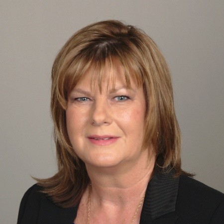Lynne Scoby