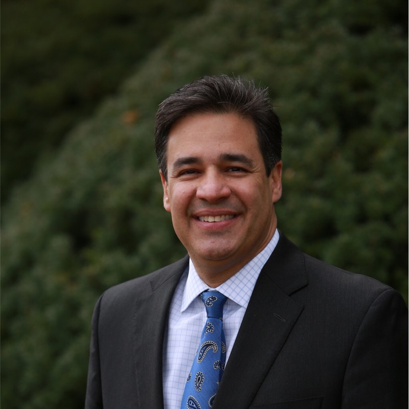 Contact Raul Labrador