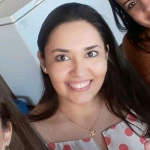 Ana Claudia Machado De Melo