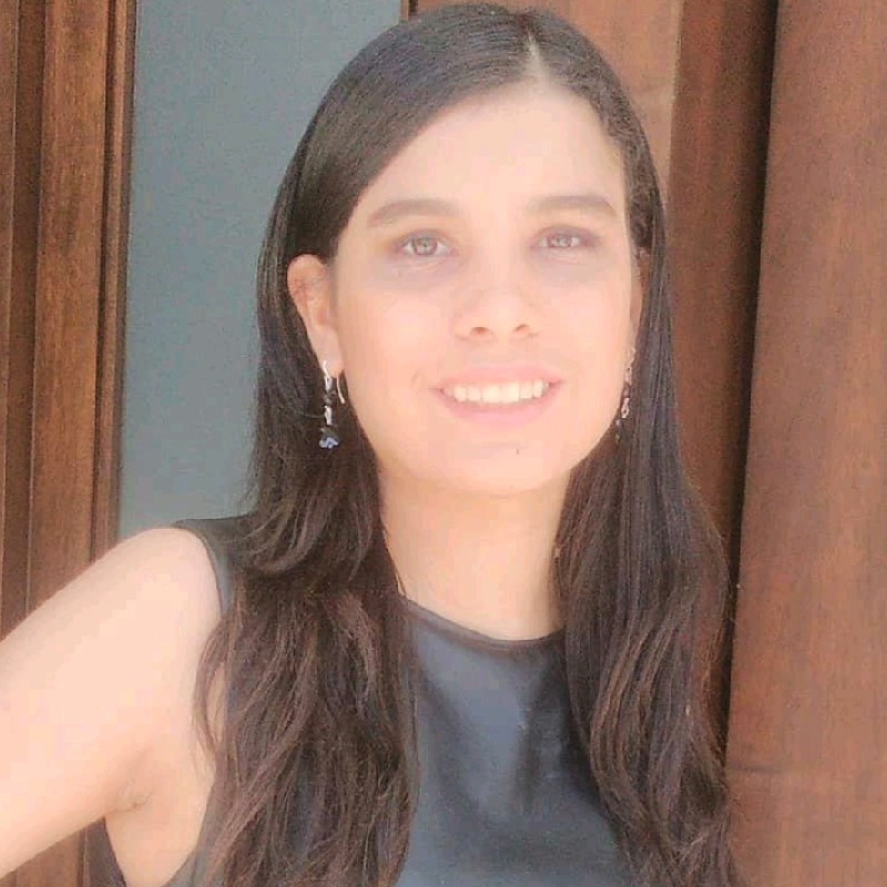 Mariana J Izquierdo