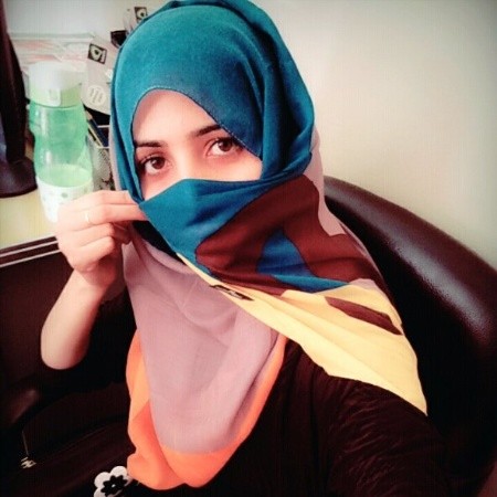 Hijab Zahara