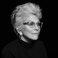 Image of Lynn Goldsmith