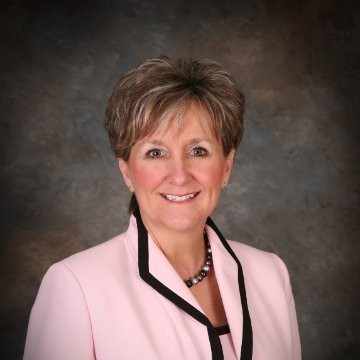 Image of Suzanne Nelson