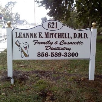 Contact Leanne Mitchell