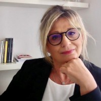 Paola Riccioli Email & Phone Number