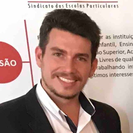 Guilherme Sossai Navarro