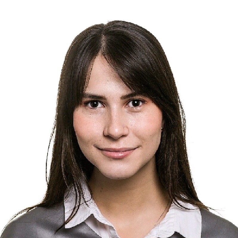 Elena Escobar