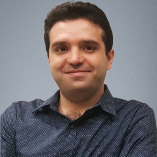 Arash Ahmadivand