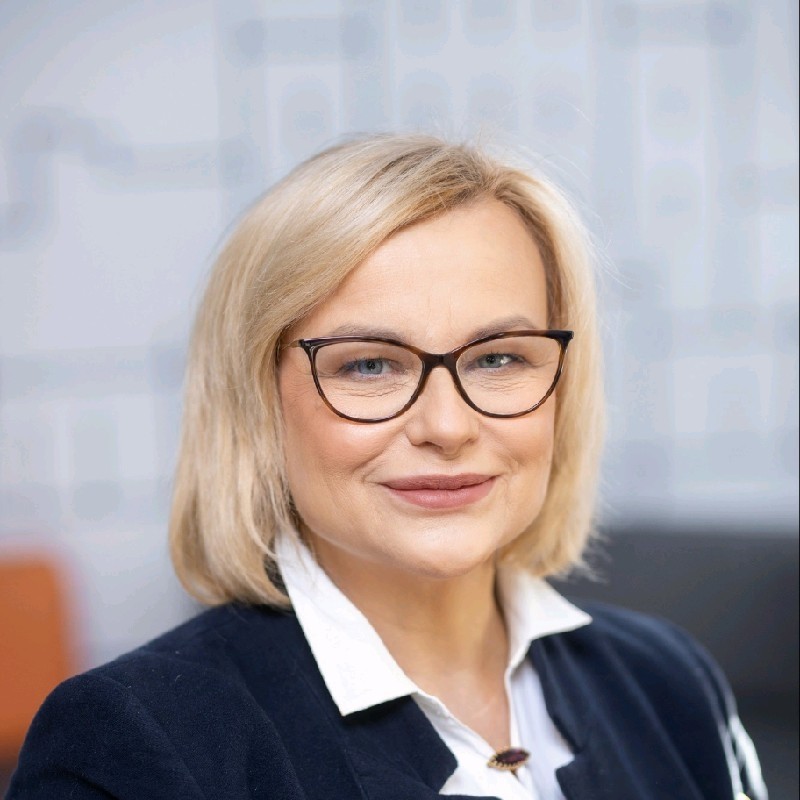 Beata Mazurek-kucharska