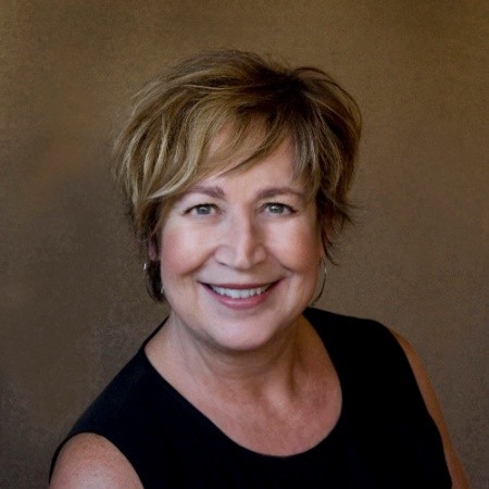 Image of Tracy Cooper
