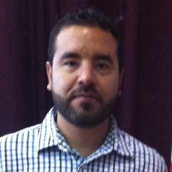 Roberto Flores