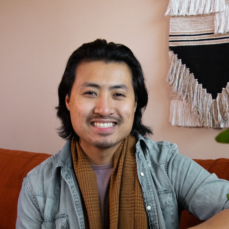 Image of Robert Ly