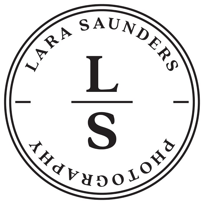 Contact Lara Saunders